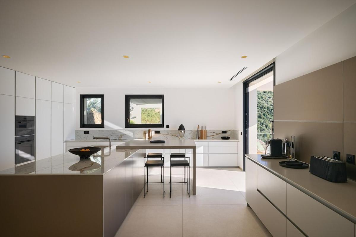 Luxury Villa In Grimaud With Gulf View Port Grimaud Exterior foto